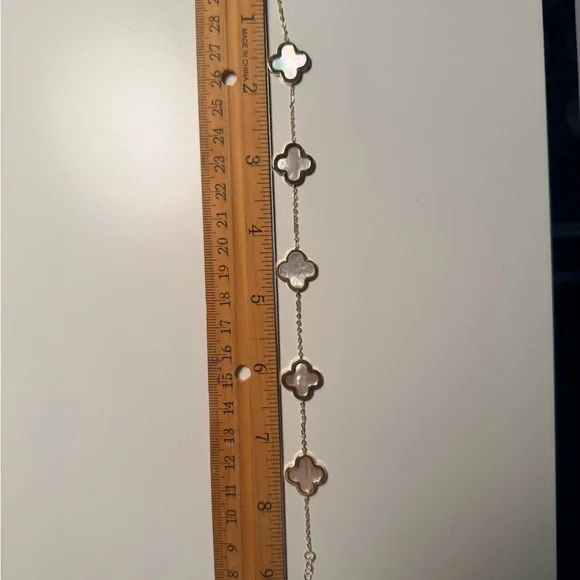 Retire Timex Two-Tone Silver and Gold-plated bracelets (3 items) - Picture 5 of 9